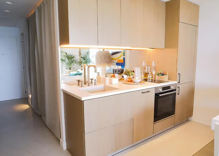 Beautiful With Panoramic Sea View * أنتيب